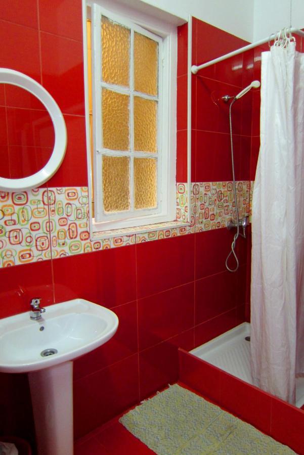 Duas Nacoes Guest House Porto Luaran gambar